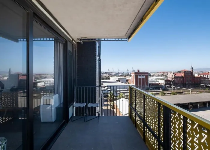 825 Wex1 By Perch Stays