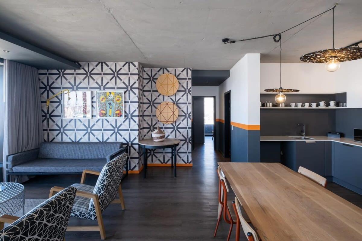 825 Wex1 By Perch Apartment